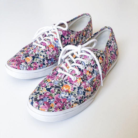 vans authentic lo pro floral